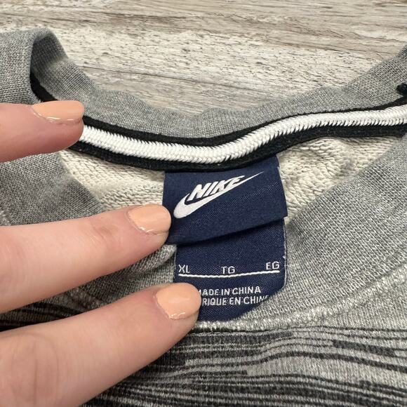 Nike Sportswear Heather Gray Striped Men XL Crew Swoosh Logo Pullover Sweatshirt - Picture 4 of 9